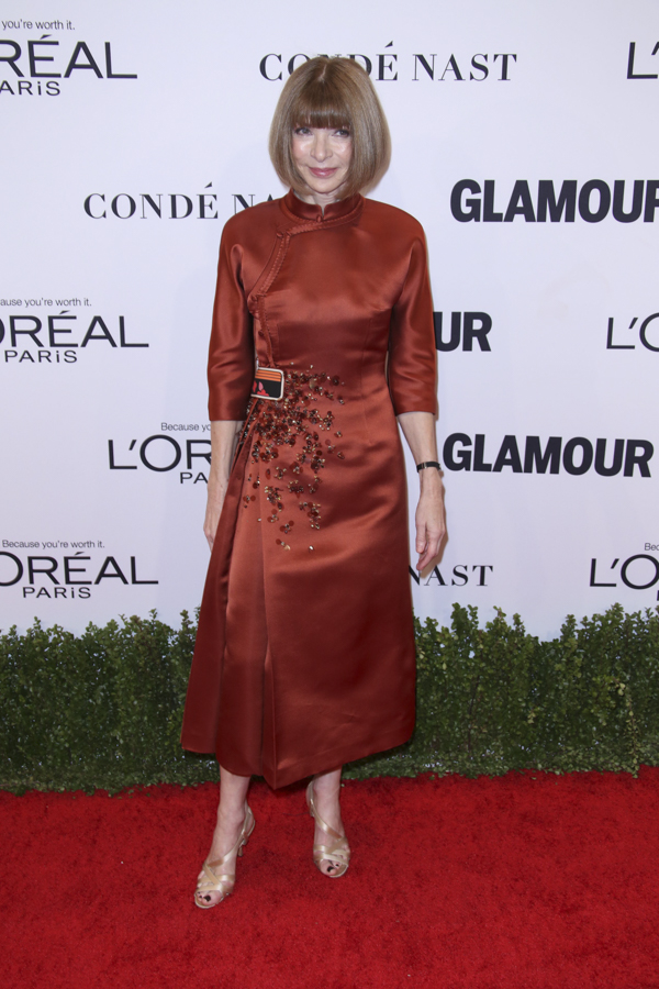 anna-wintour-glamour-woman-of-the-year-red-carpet