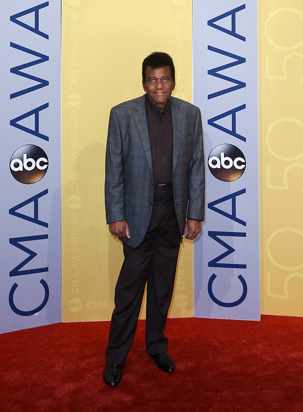 charley-pride-cma-awards-country-music-association-2016