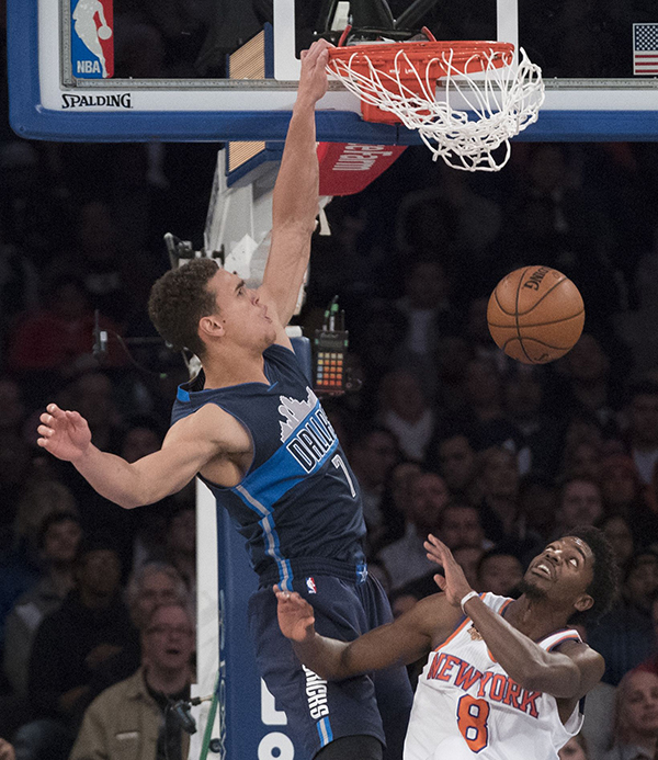 Mavericks Knicks Basketball, New York, USA – 14 Nov 2016