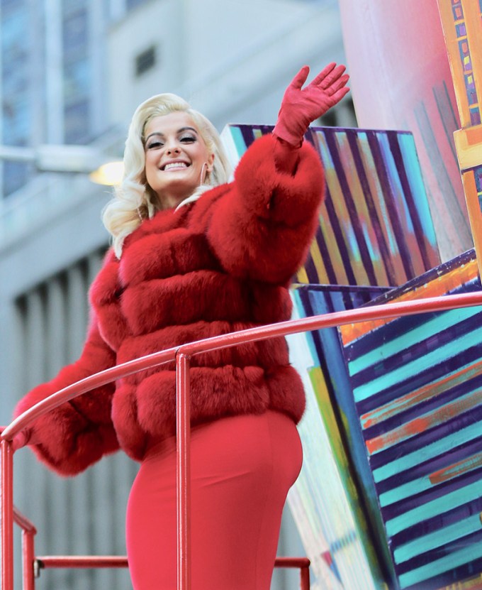 Bebe Rexha At The 2017 Macy’s Thanksgiving Day Parade