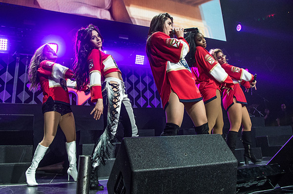 fifth-harmony-see-video-and-pics-of-their-last-performance-before-camila-cabello-left-ftr