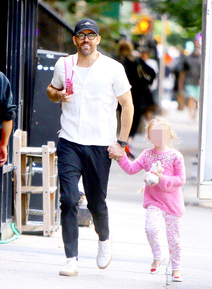 Ryan Reynolds With His Daughter In New York