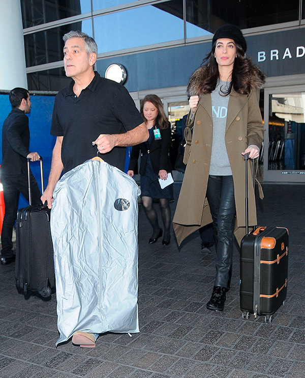 george-amal-clooney-first-photos-of-her-pregnant-with-twins-ftr