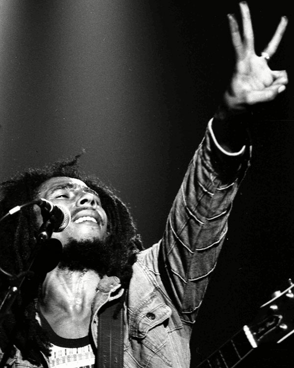 Bob Marley Performs