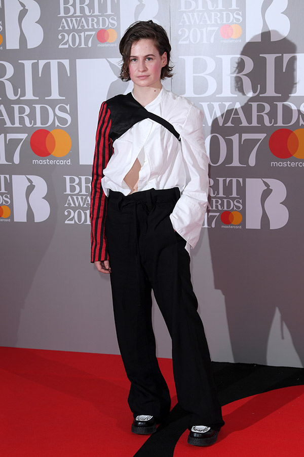 heloise-letissier-christine-and-the-queens-brit-awards-2017