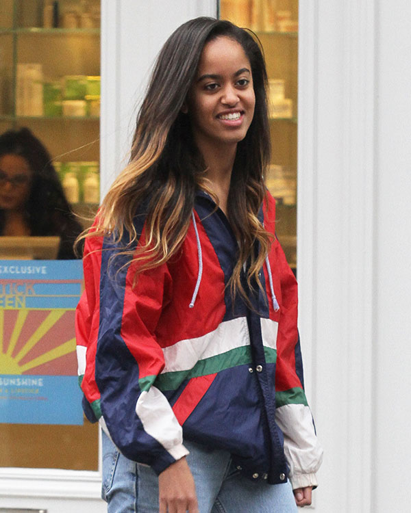 Malia-Obama-Can’t-Stop-Smiling