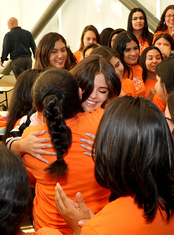 Selena Gomez Visits High School For Coach Event — Pics – Hollywood
