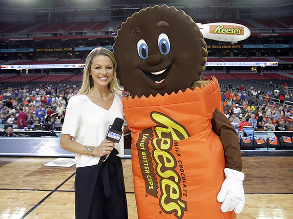 Allie-Laforce-reporting-bball-ftr