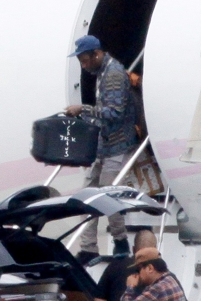 Travis Scott Getting Out Of Kylie Jenner’s Private Jet With Their Daughter Stormi