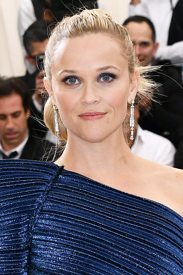 Reese-Witherspoon-met-gala-2017-beauty