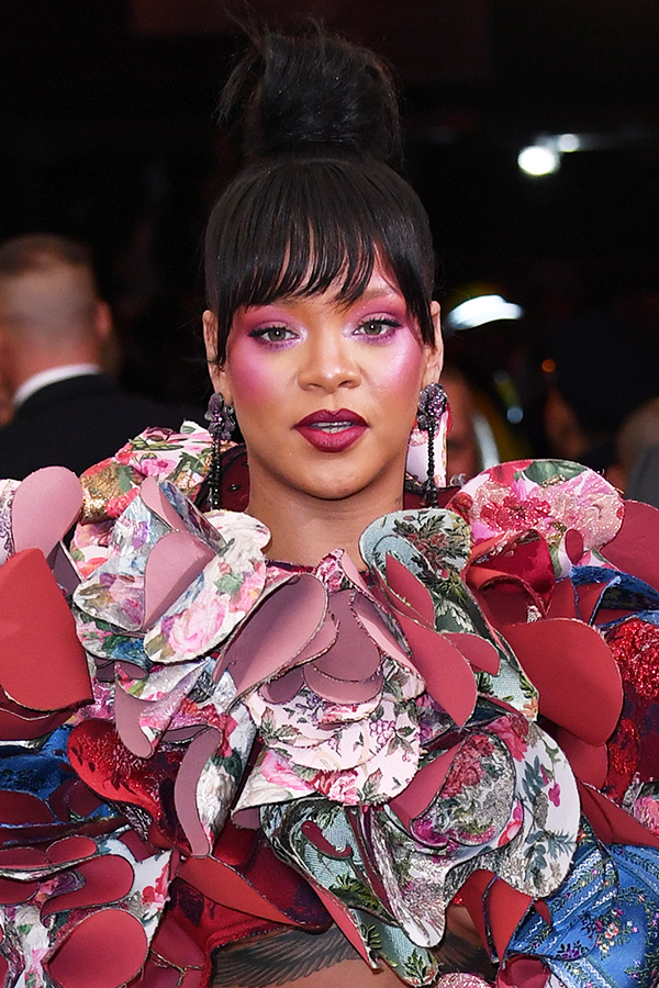 Rihanna-met-gala-2017-beauty