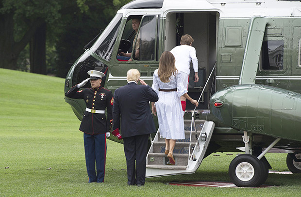 Donald, Melania, & Barron Trump En Route To Camp David