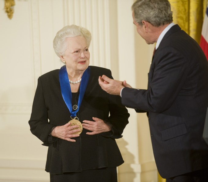 Olivia de Havilland Receives Medal From George W. Bush