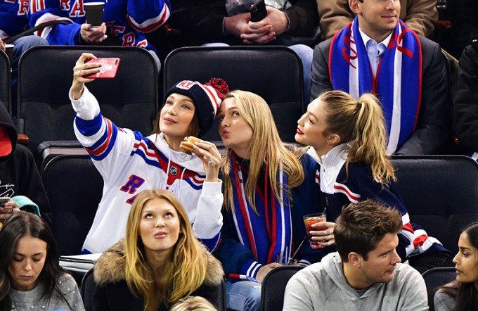 Bella Hadid & Gigi Hadid Taking Selfies