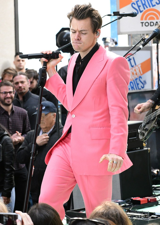 Harry Styles Performs In Pink