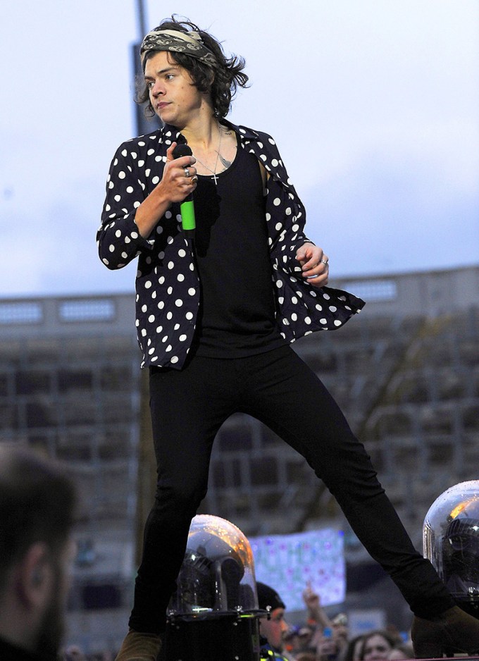Harry Styles Performing Onstage