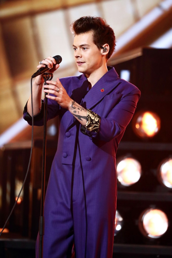 Harry Styles Performs On ‘The X-Factor’