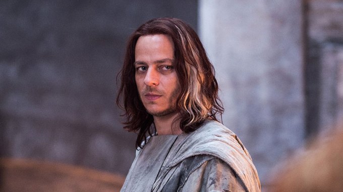 16 Sexiest Hunks of ‘Game of Thrones’
