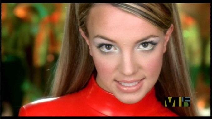 Beauty Trends From The 2000s We Regret A Decade Later