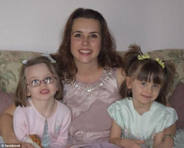 Illinois Mom Kills Twin Daughters