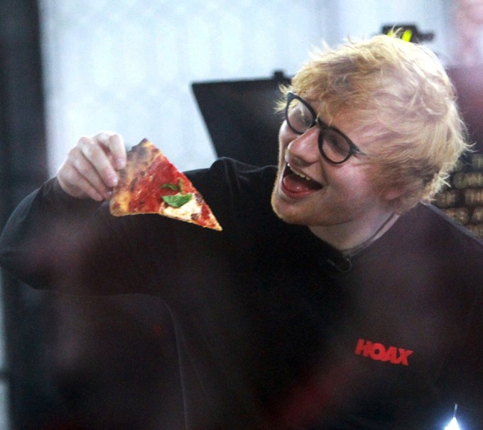 Stars Eating Pizza – Ed Sheeran