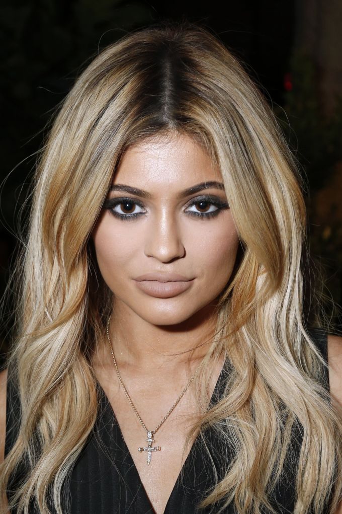 Kylie Jenner With Lip Fillers & Blonde Hair