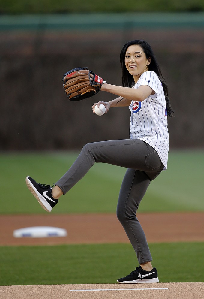 Aimee Garcia Pitching At A Chicago Cubs Game