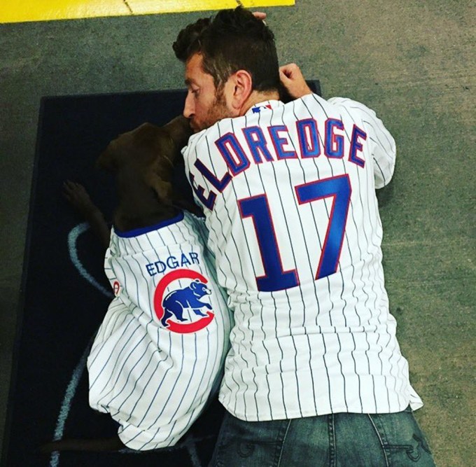 Brett Eldredge & His Dog In Cubs Jerseys