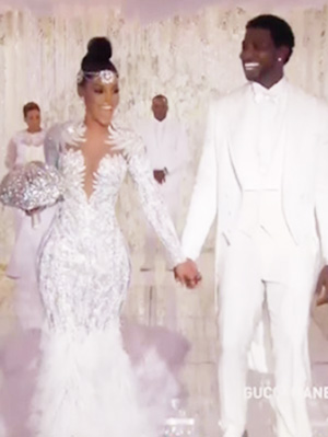 Keyshia Ka'oir's Wedding Dress: See Her Beautiful Gown – Hollywood