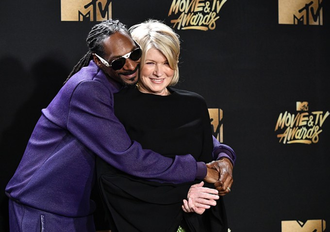 Martha Stewart & Snoop Dogg Embrace