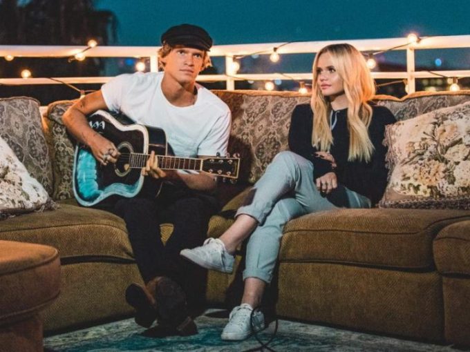 alli-simpson-releases-a-live-amp-acoustic-version-of-i-wont-remember-you-tomorrow-with-cody-simpson-01