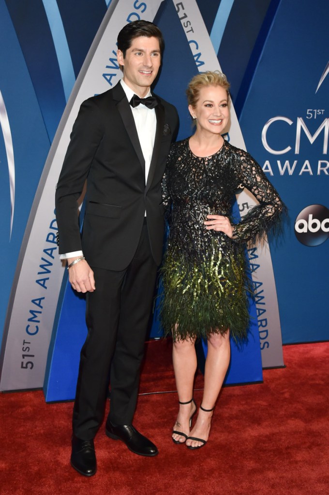 2017 CMA Awards’ Hottest Couples
