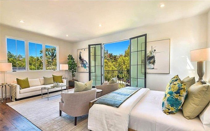 Kris Jenner Buys Massive $9.9 Million Mansion: See Pics Of The Lavish Estate