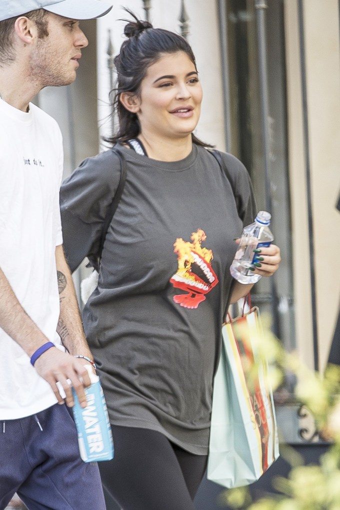 Kylie Jenner Goes Casual