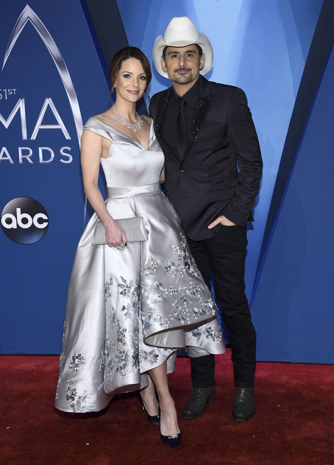 2017 CMAs Red Carpet Photos — See The CMA Awards Arrivals