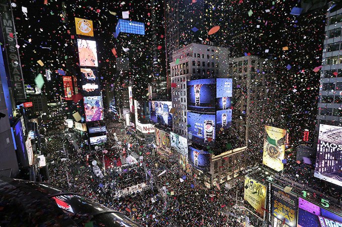 Times Square NYE 2018 Pics — See The Epic Festivities