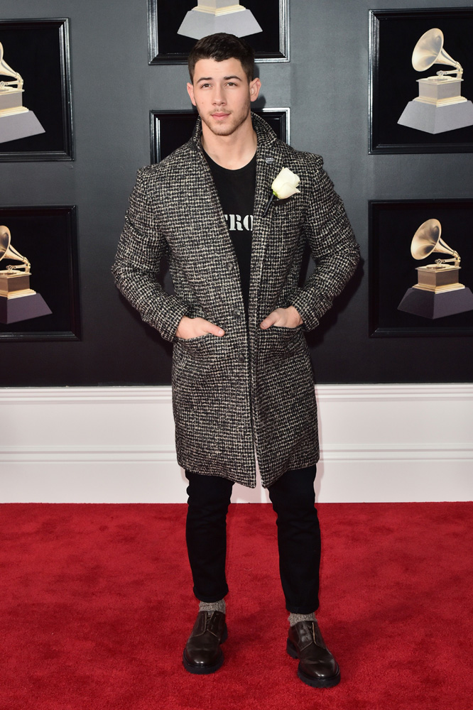 2018 Grammy Awards: Celebs Wear Roses For ‘Times Up’ Movement