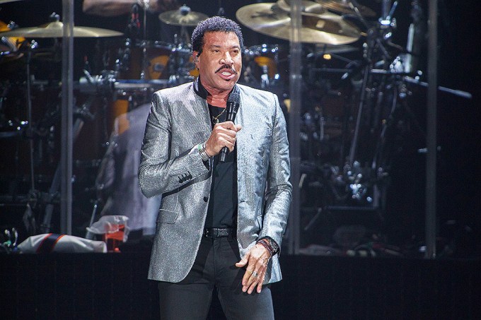 Lionel Richie Is Styling On Stage In Silver Sports Coat