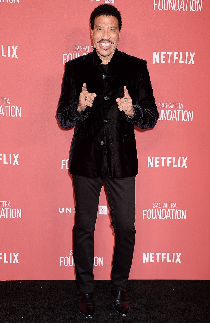 Lionel Richie Poses On The Black Carpet At A Charity Event