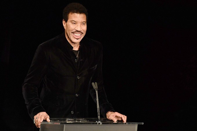 Lionel Richie Is All Smiles At The Podium