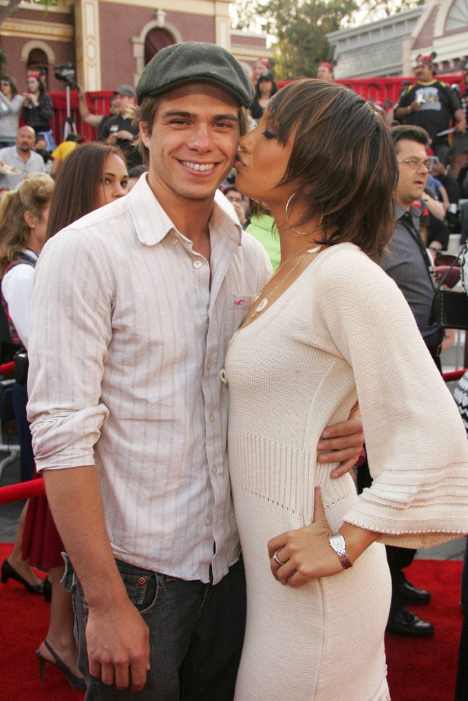 Cheryl Burke & Matthew Lawrence Show PDA At The ‘Pirates of the Caribbean: At World’s End’ Premiere