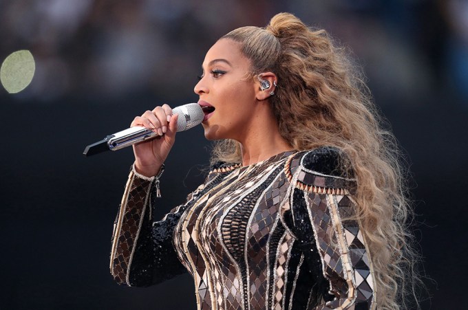 Beyonce Tour Outfits — ‘On The Run 2’ Looks