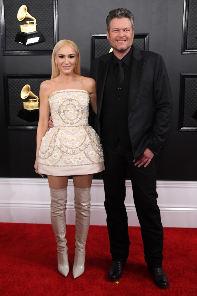 Gwen Stefani & Blake Shelton On the Grammys Red Carpet