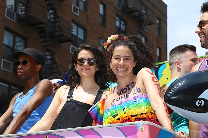 ‘Broad City’ Stars At 2018 NYC Gay Pride March