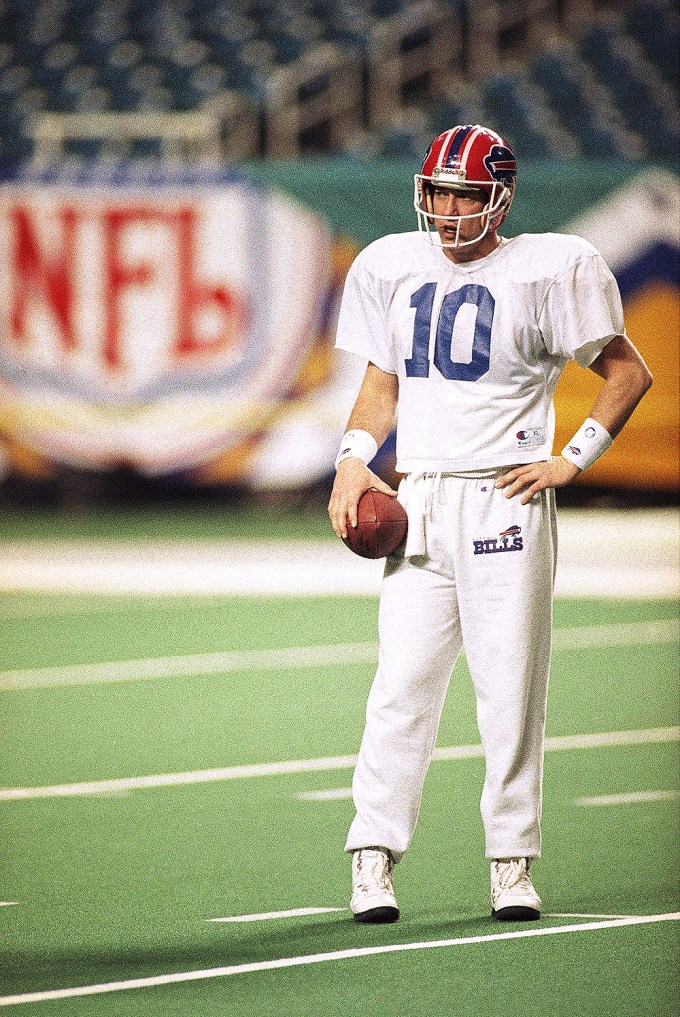 Jim Kelly — Photos Of The Former NFL Quarterback