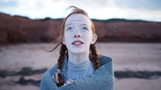 Amybeth McNulty On “Anne With An E” Set