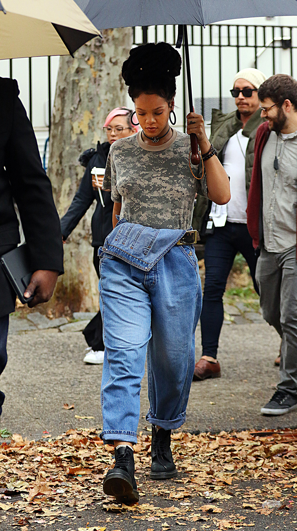 Celebrities Wearing Overalls: Photos – Hollywood Life
