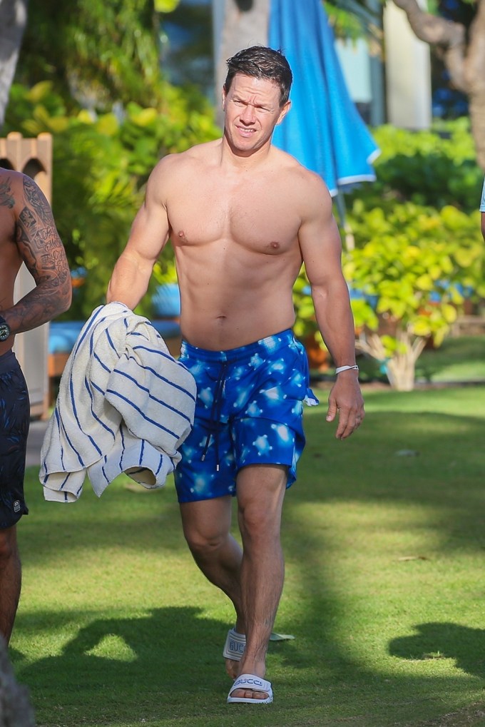 Mark Wahlberg Hits The Beach in Hawaii