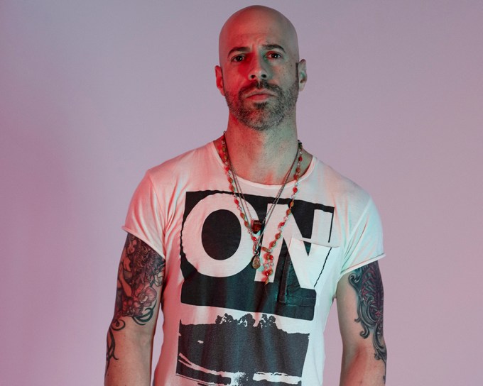 Chris Daughtry looking confident