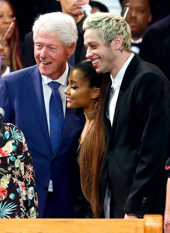Ariana Grande & Pete Davidson pose with Bill Clinton
